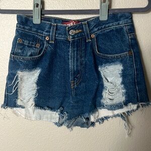 Levi’s cutoff shorts
